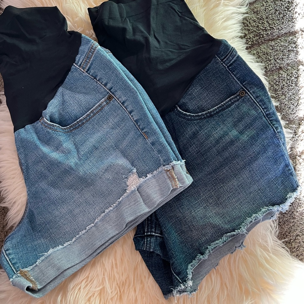 Sonoma A:Glow Over the Belly Maternity Shorts-Size 8